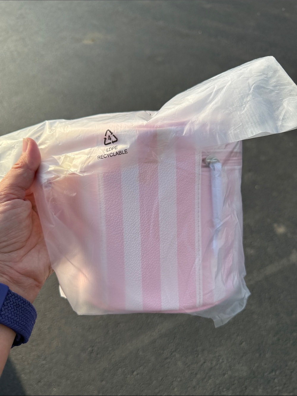 Victoria Secret 2-piece makeup bag - Picture 2 of 2